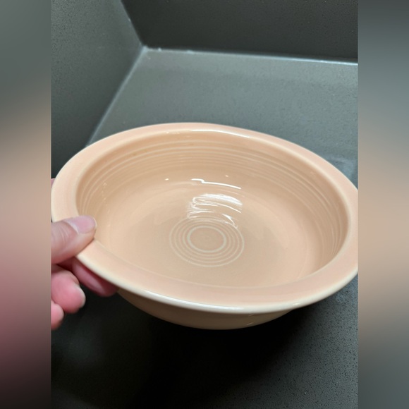 Fiesta Fiestaware classic rim large serving bowl - Picture 5 of 5